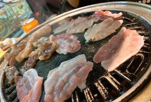 围炉吃瓜深度分析,揭秘社交现象背后的心理与社交策略