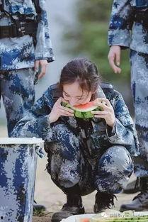 吃瓜小巨迷,网络红人的崛起与影响力