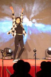 吃瓜迎新晚会,欢乐盛宴，共度美好时光